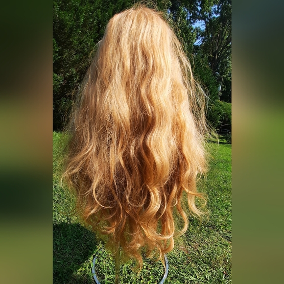 28 inches Full Lace HUMAN HAIR BLEND - Picture 1 of 8